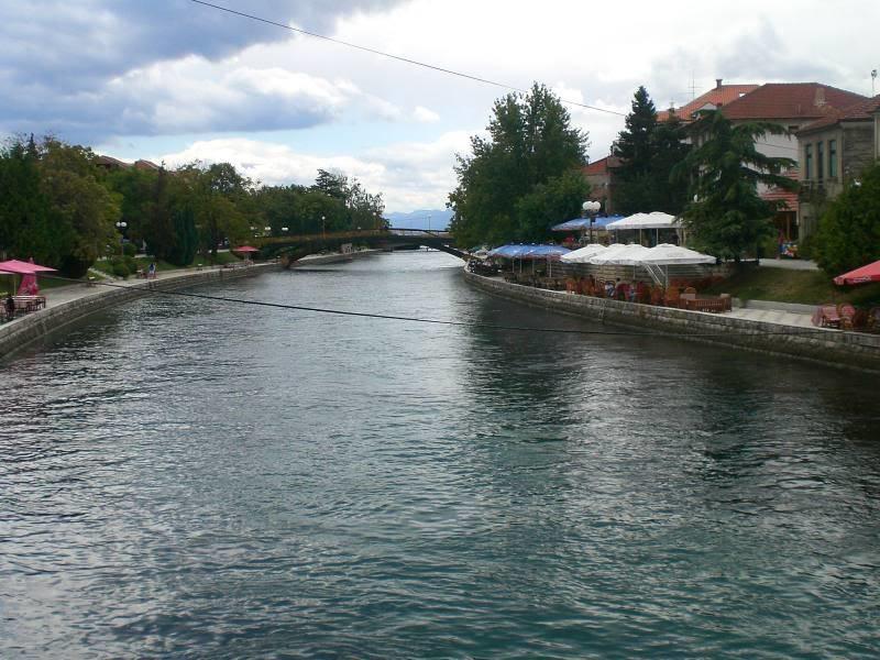 Jovanoski Apartments Struga Bagian luar foto